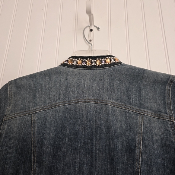 INC Women’s Crop Denim Jacket with Embellished Collar. Size L - Picture 7 of 9